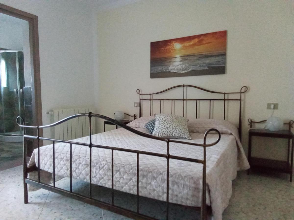 Phiniscollis B&B ลากาเลตตา ภายนอก รูปภาพ