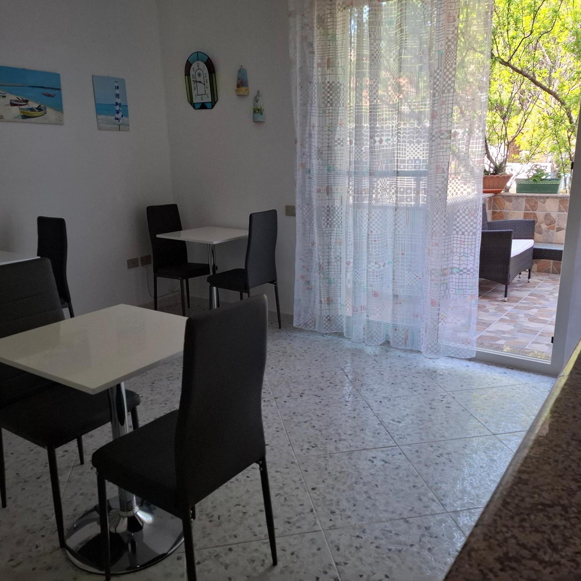 Phiniscollis B&B ลากาเลตตา ภายนอก รูปภาพ